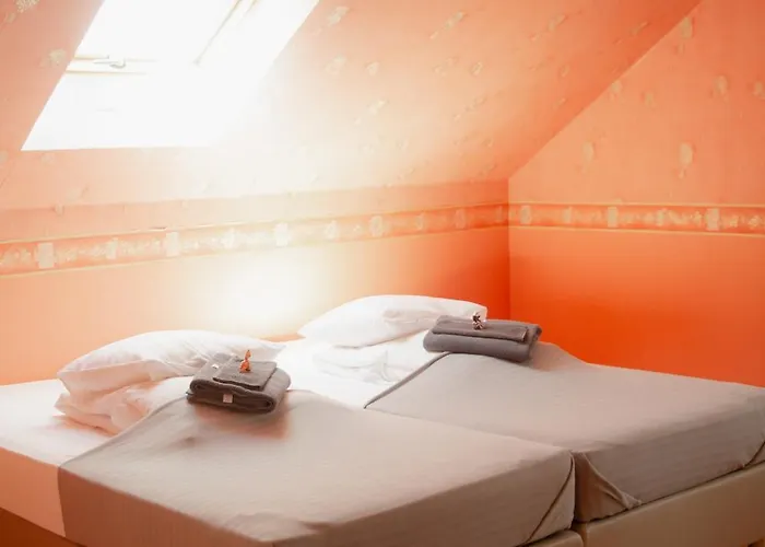 Konrad Guesthouse 3*